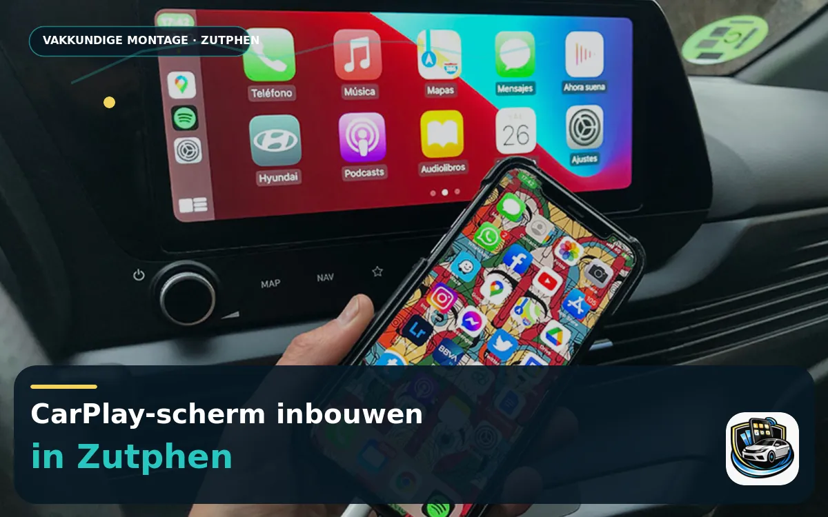 CarPlay inbouwen Zutphen — CarPlay-scherm en smartphone tijdens gebruik